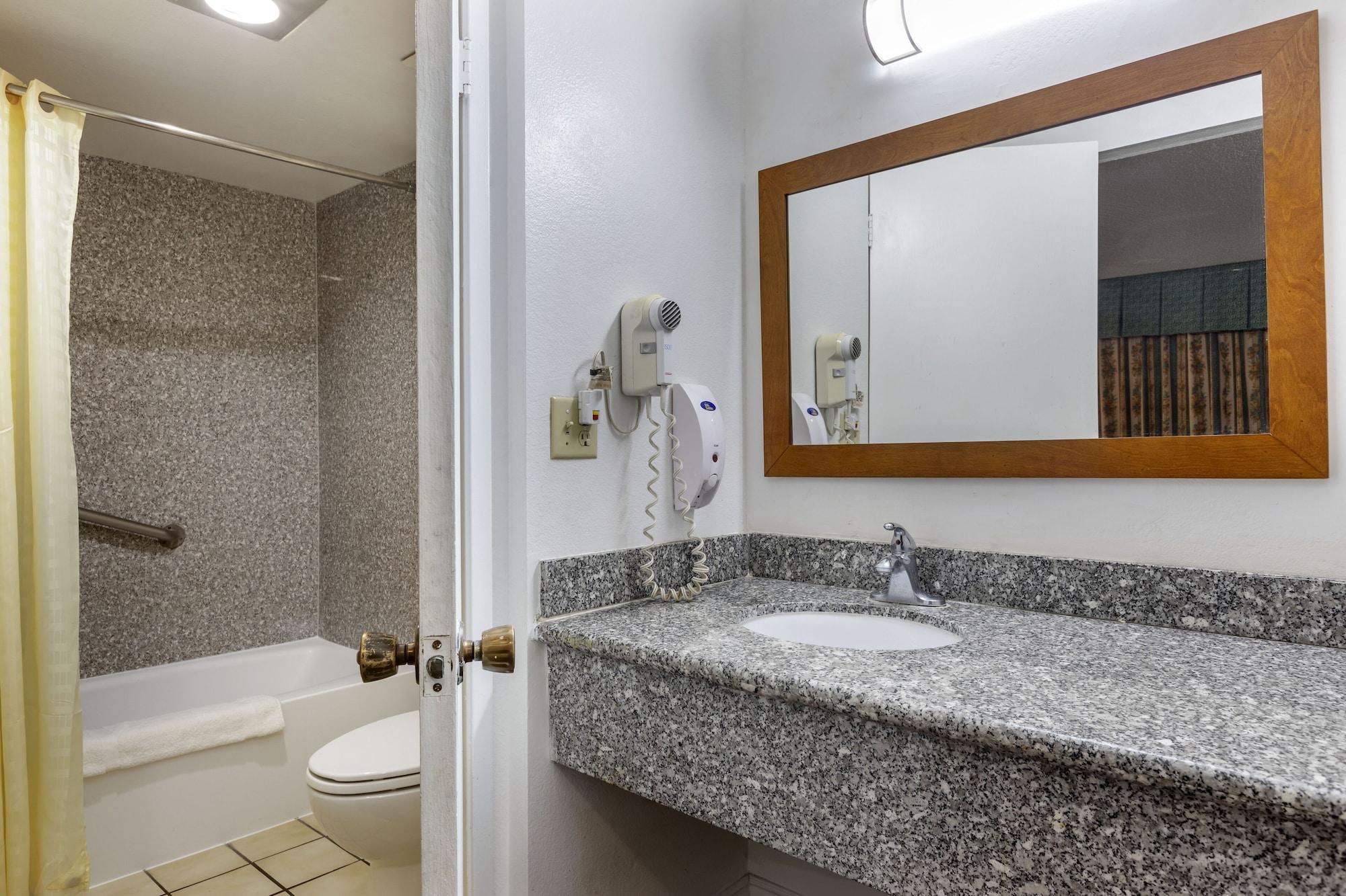 Riverside Inn & Suites Dış mekan fotoğraf